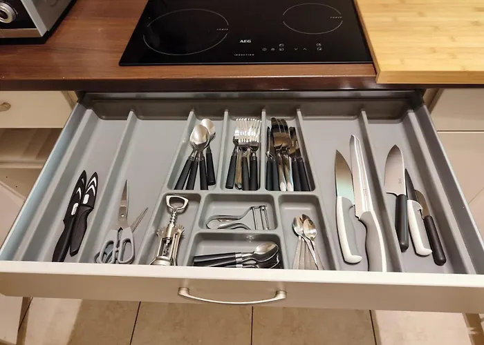 2 Slaapkamer Vlak Aan Zee * Ostend